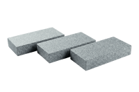 Гранитная брусчатка RKS SLATE Сильвер Пёрл (Silver Pearl), пиленая 200х100 мм на дорожке | Купить гранитную брусчатку в Архангельске | Мощение, ландшафтный дизайн